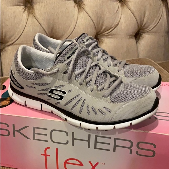 skechers 44717